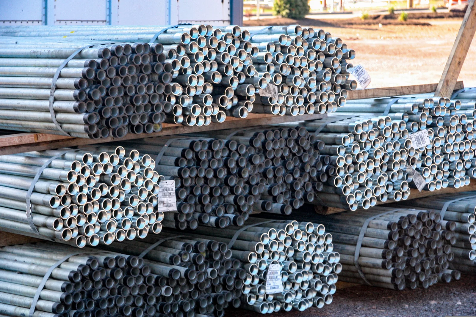 Steel pipes